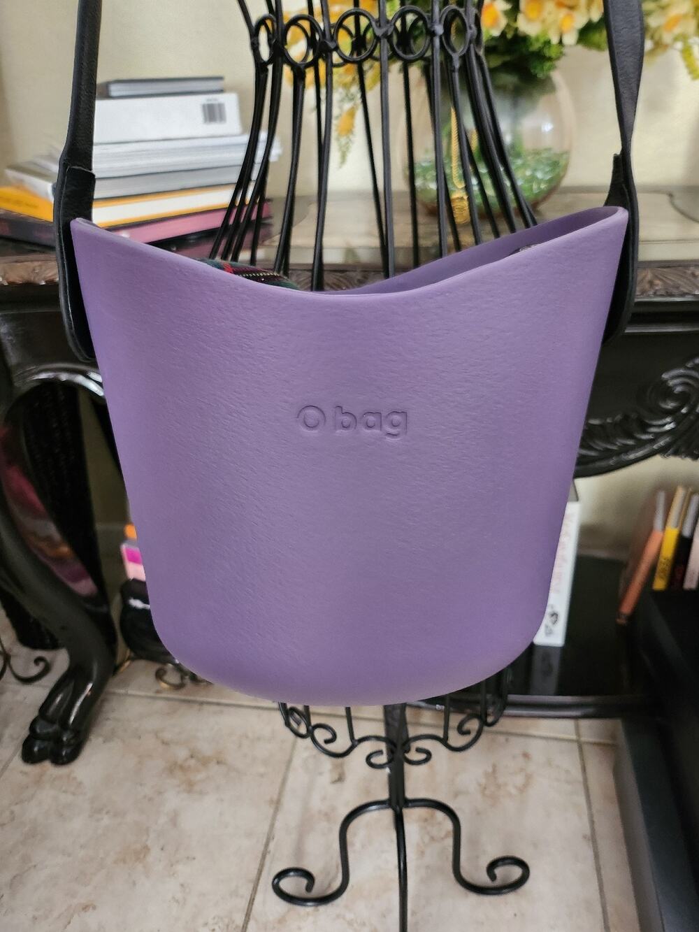 O-bag bucket crossbody bag